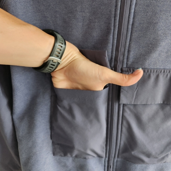 Ivivva By Lululemon Blue Full Zip Hooded Sweatshirt Hoodie Blue Cozy Size 10 - Picture 3 of 12